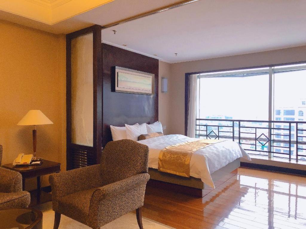 Qingdao Blue Horizon Hotel Laoshan Kültér fotó